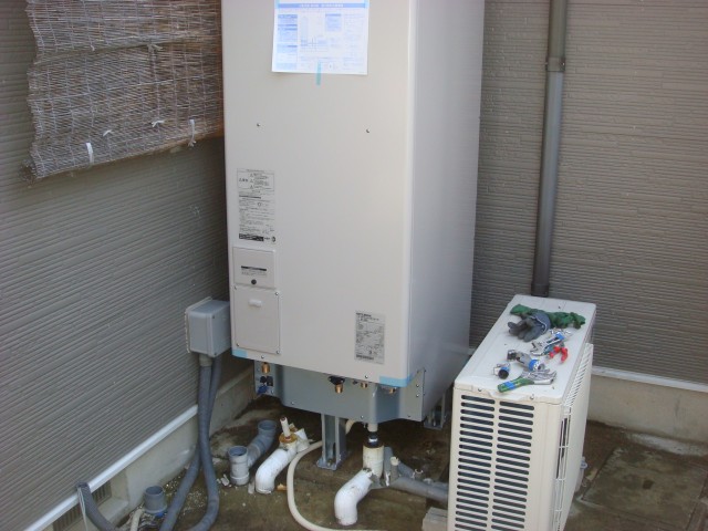電気温水器　取替工事　施工事例