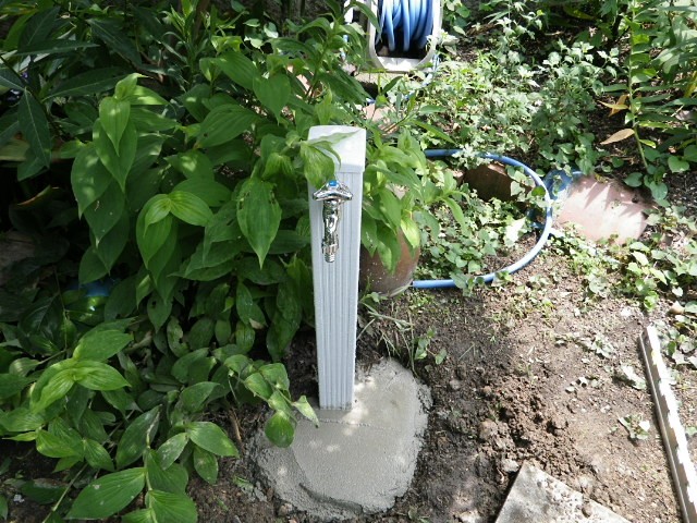 水栓柱取替工事 施工事例 名古屋市瑞穂区 作業中