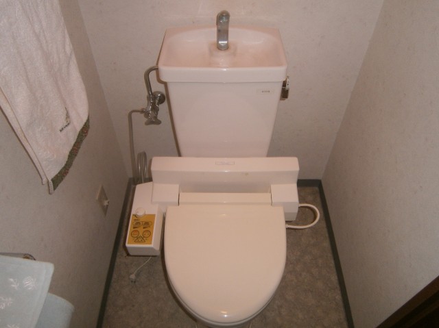 桑名市 トイレ取替工事 施工前