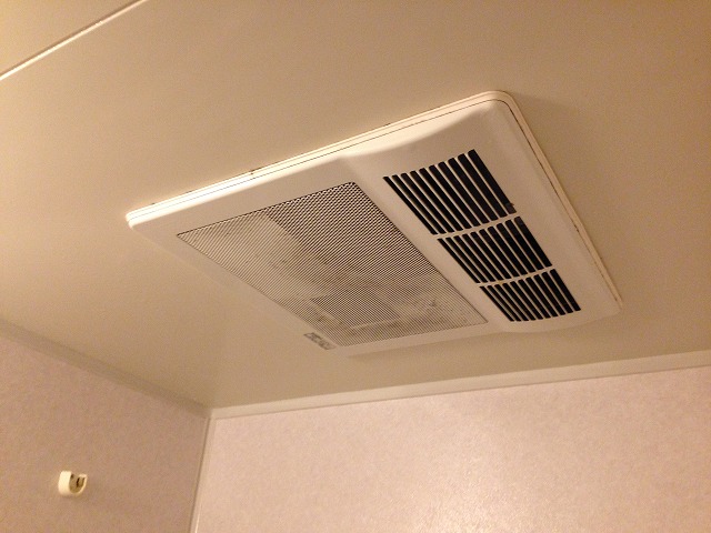 岐阜県大垣市浴室暖房乾燥機取替工事 施工事例 施工前